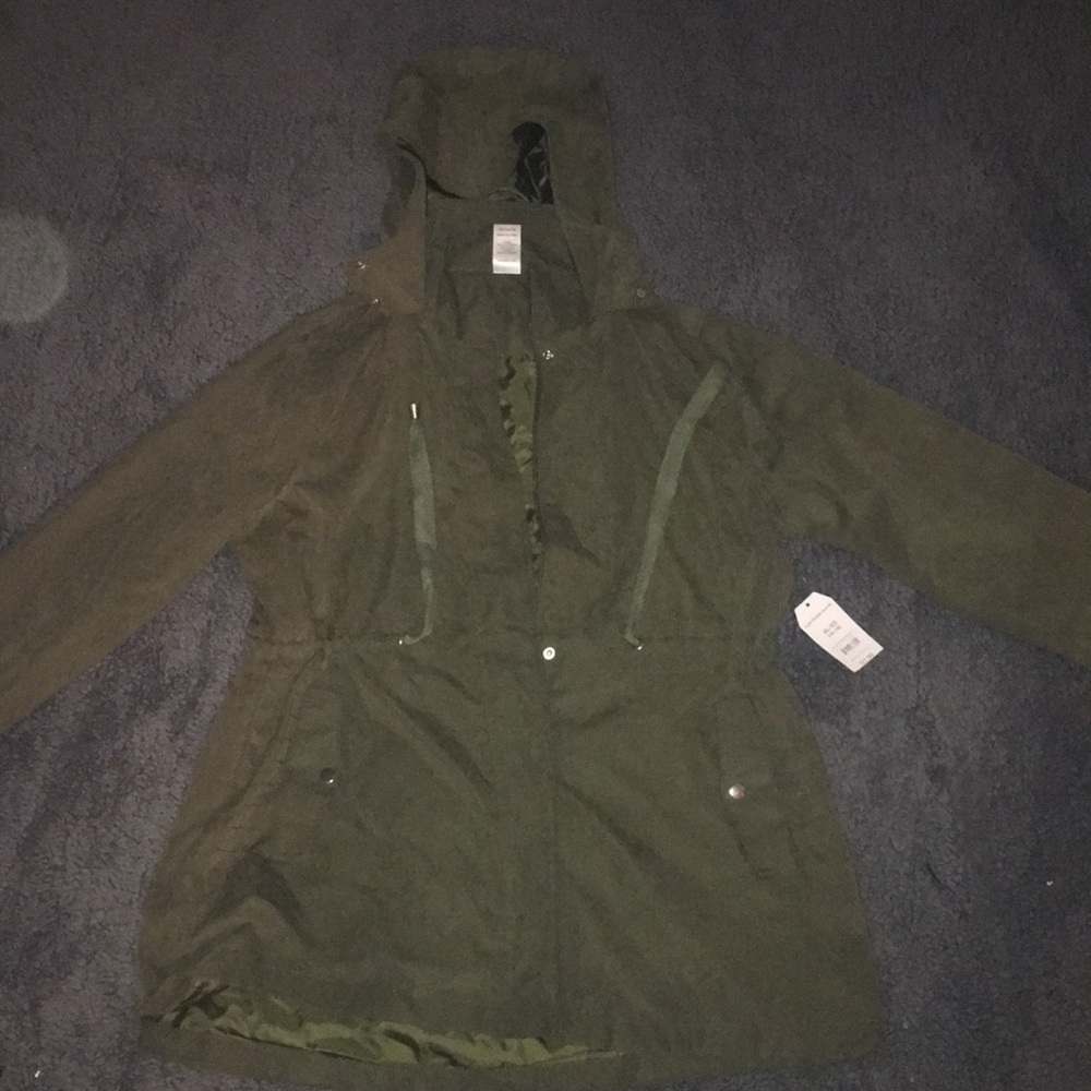 Army green coat jacket with hood and waist tie